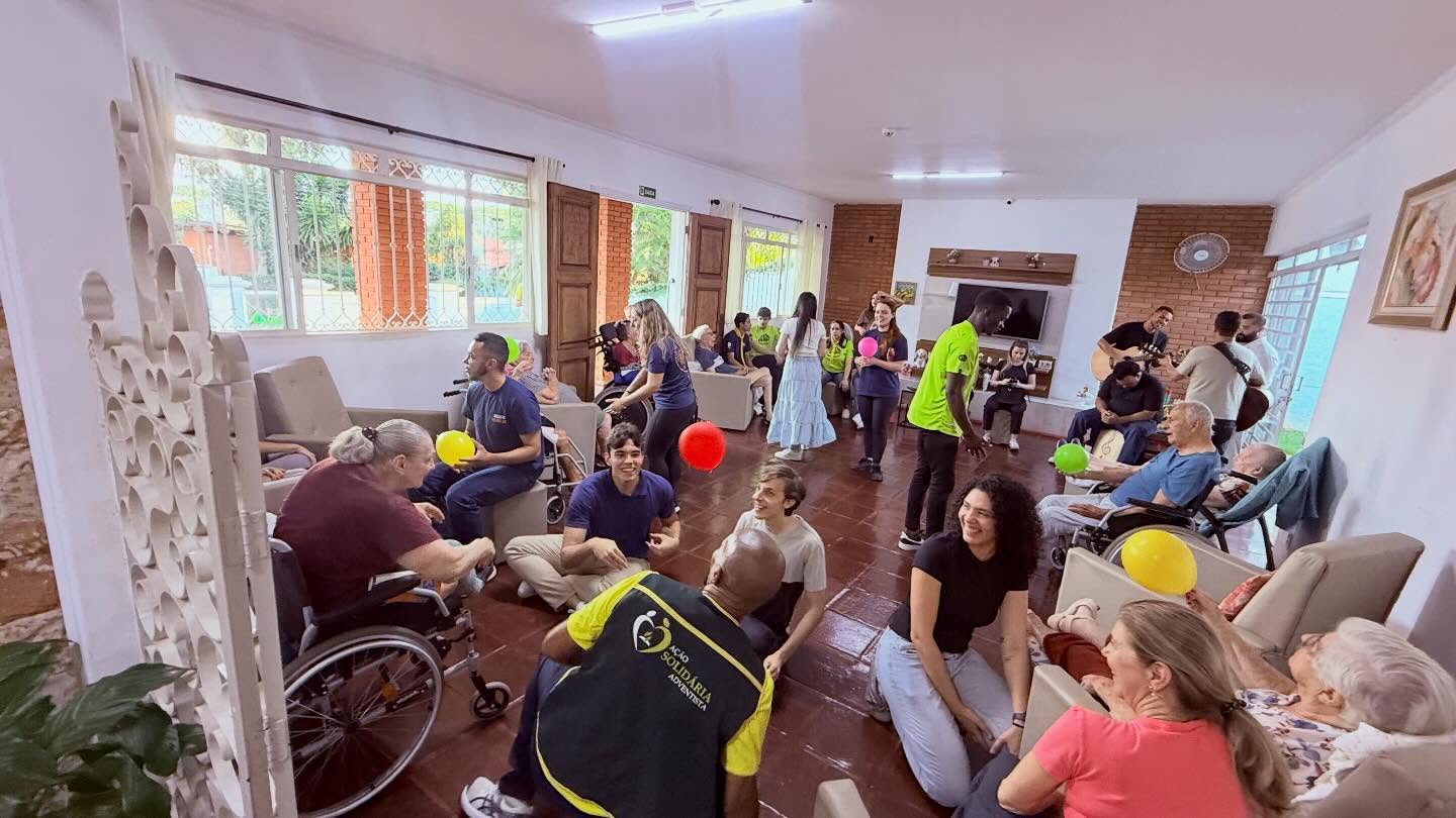 Atividades e Sorrisos Coletivos
